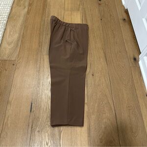 Women’s Lafayette 148 New York pants sz 20W